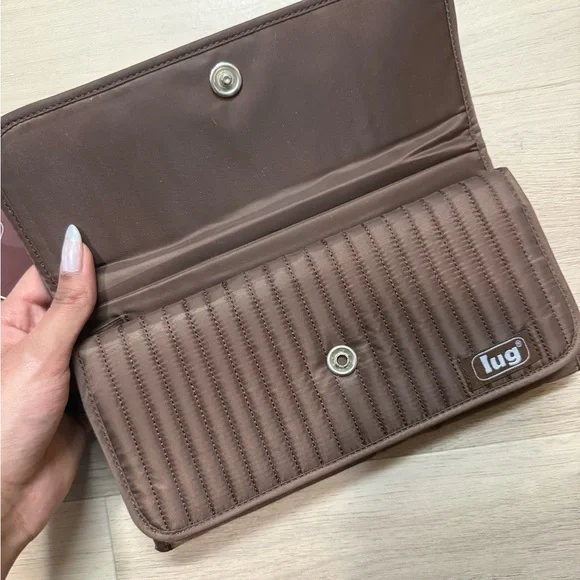 NWT Lug Travel Wallet - Picture 3 of 5